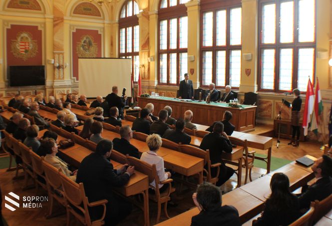 Az ünnepségnek a díszterem adott otthont