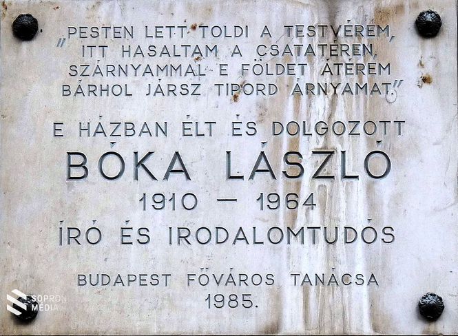 Bóka László emléktáblája Budapest VIII. kerületében