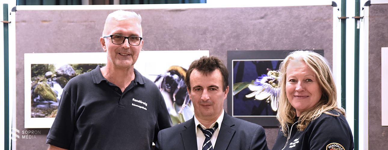 Kiállítás nyílt a soproni iskolaőr képeiből