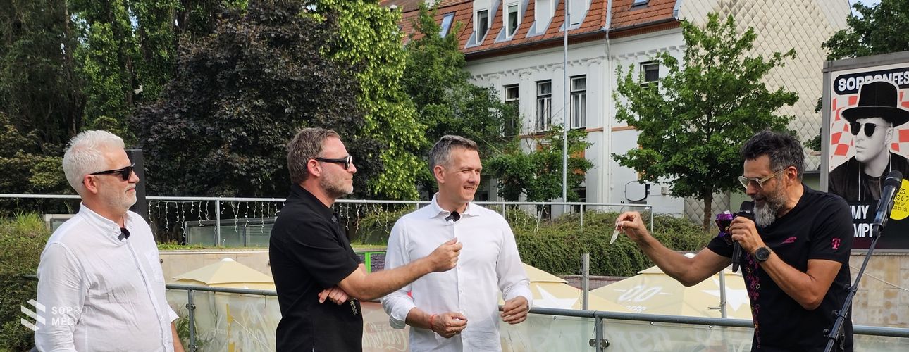 Faültetéssel és időkapszula kihelyezésével startolt el a SopronFest 0. napja