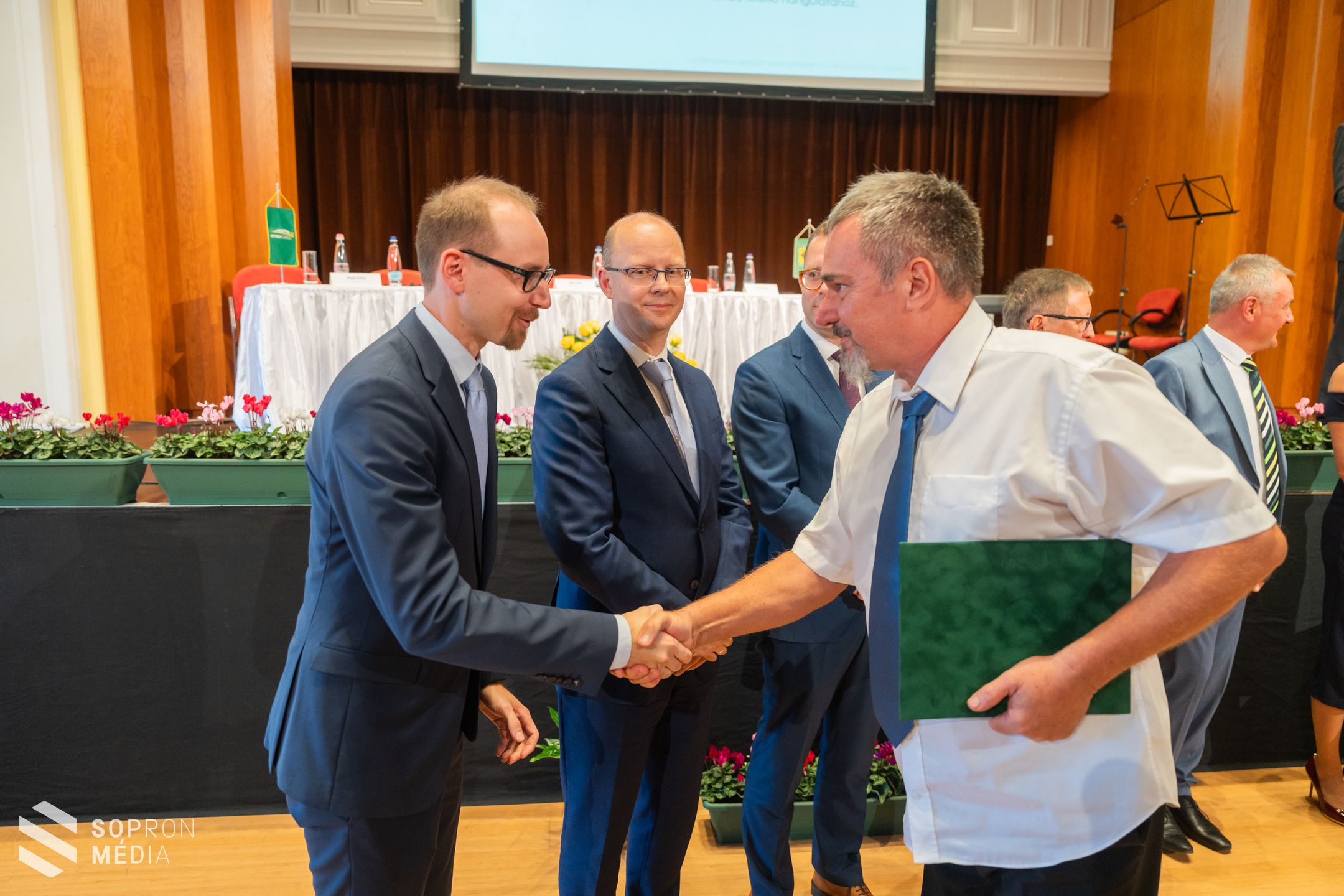 Közel 60 dolgozót díjaztak a  GYSEV Zrt. központi vasutasnapi ünnepségén