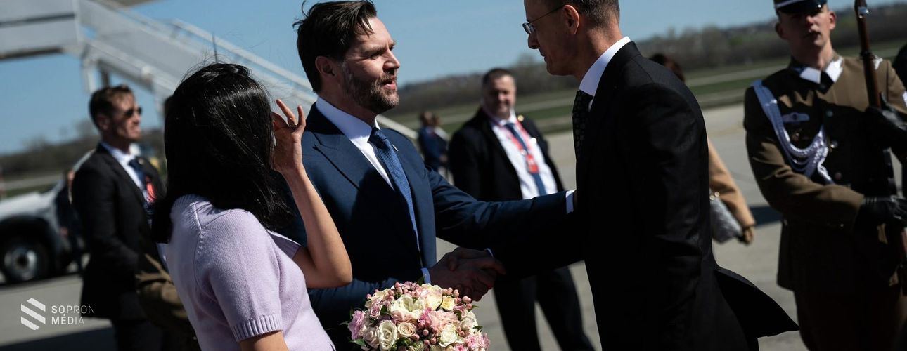 J. D. Vance amerikai alelnök megérkezett Budapestre