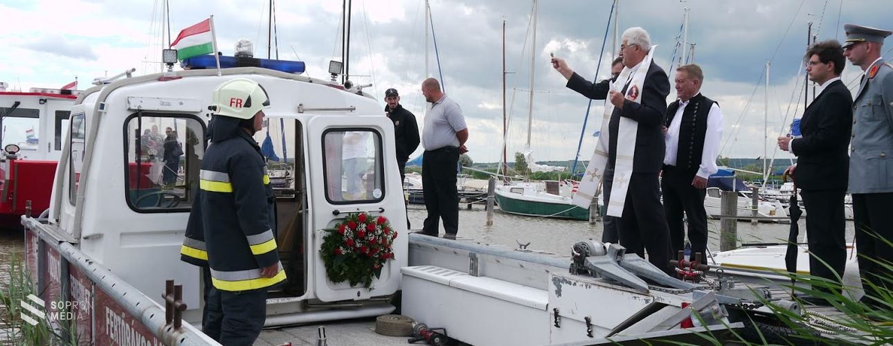 Tűzoltónap és hajóavatás volt Fertőrákoson