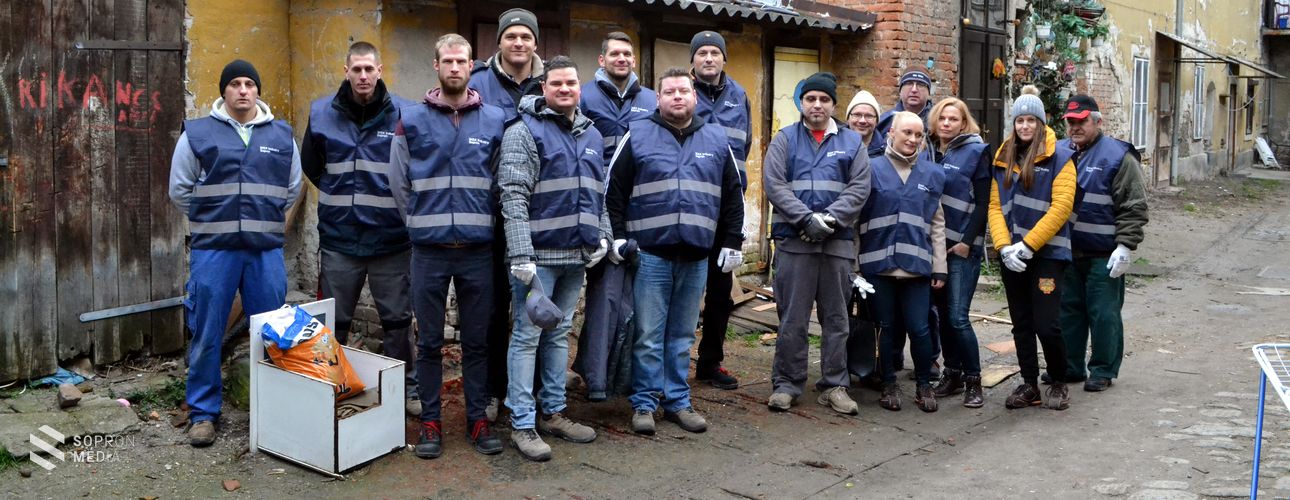 Társadalmi szerepvállalás – egész évben segít a soproni gyár
