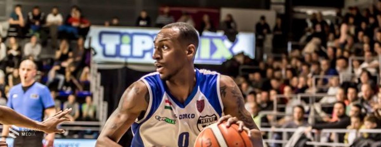Az SKC második légiósa Bernard Thompson