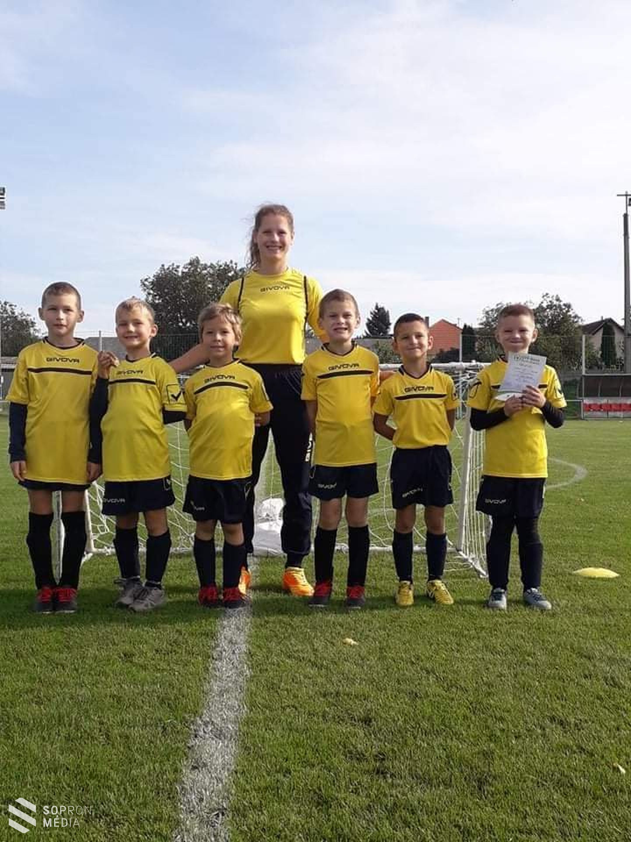Fertőszéplaki beteg kislánynak gyűjtenek a fiatal sportolók  – csatlakozzon a jótékonysági sétához!