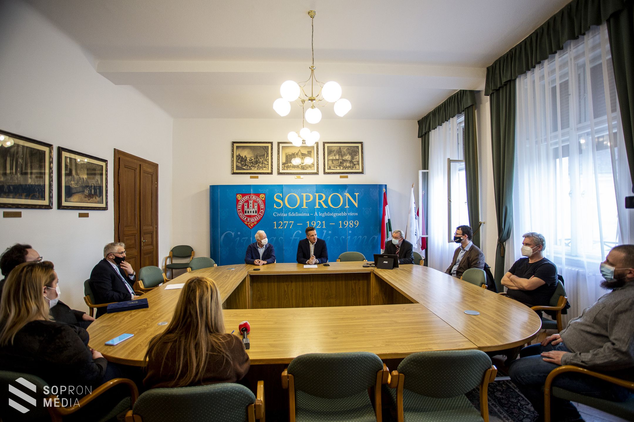 A város nyugati kapuja 