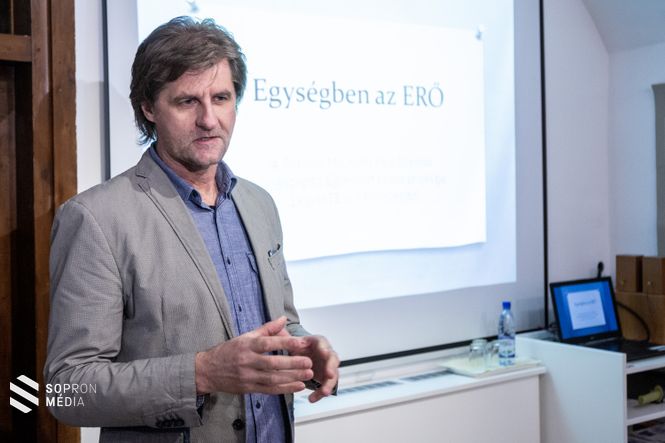 Dr. Tóth Imre, a Soproni Múzeum igazgatója
