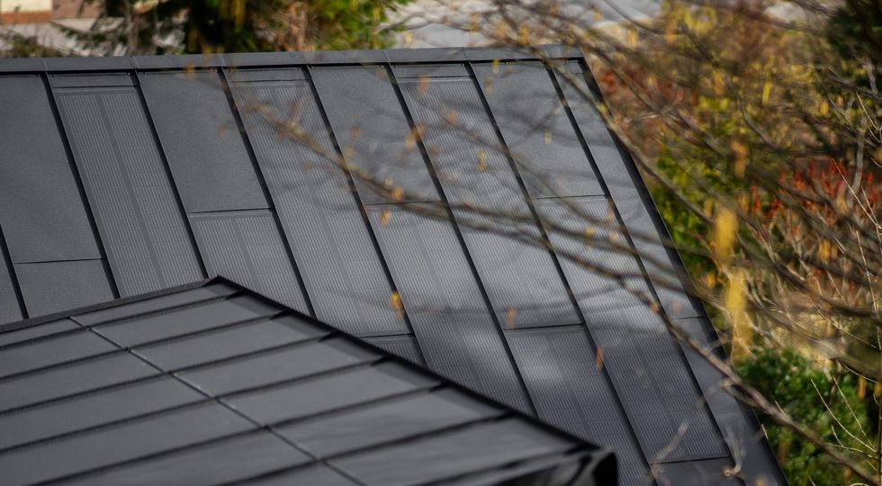 Egyre népszerűbb a SOLROOF napelemes rendszer.