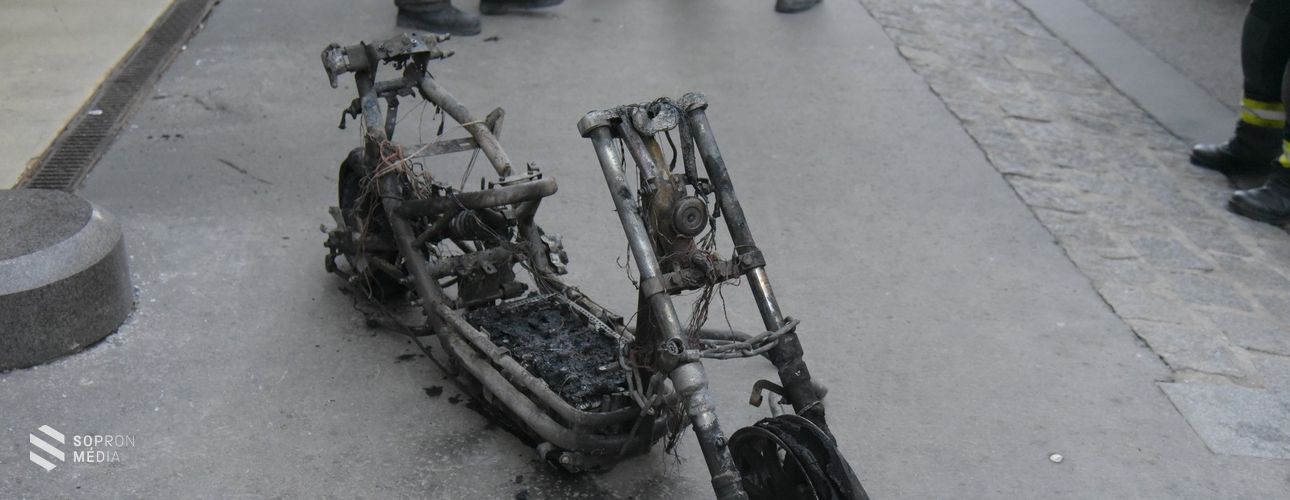 Előzzük meg az elektromos rollerekkel kapcsolatos tüzeket!