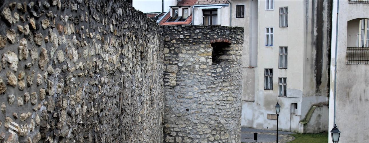  „Kalandra! - Vár a fal!” Soproni videópályázat fiataloknak!