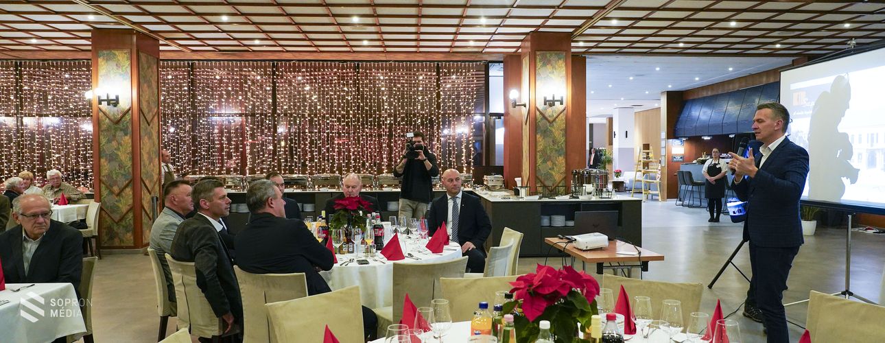 A soproni sportszervezeteket köszöntötték pénteken