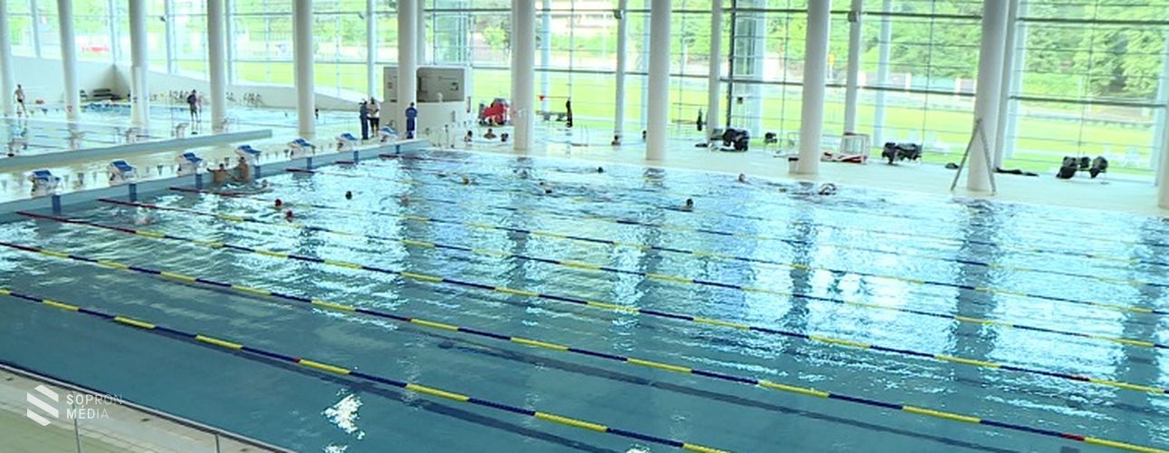 Zajlik a sportélet a Lőver Uszodában