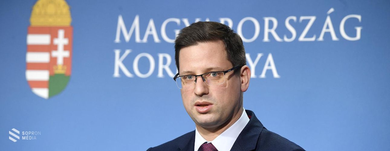A hétvégén megnyithatnak a teraszok, változik a kijárási tilalom