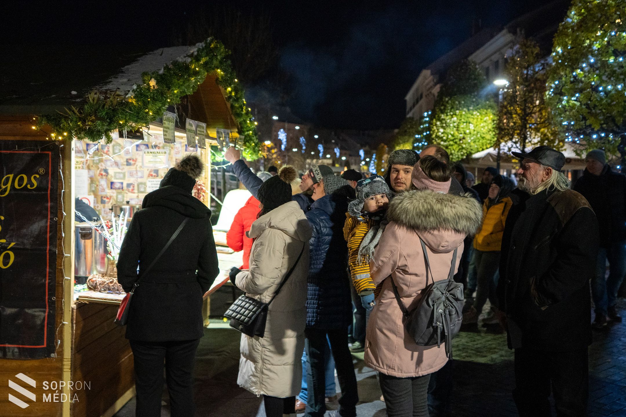 Tartalmas programokat kínált az első ünnepi hétvégén a Soproni Advent