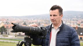 Egyenruha és a fényképezés: sikeres fotóművész a soproni iskolaőr