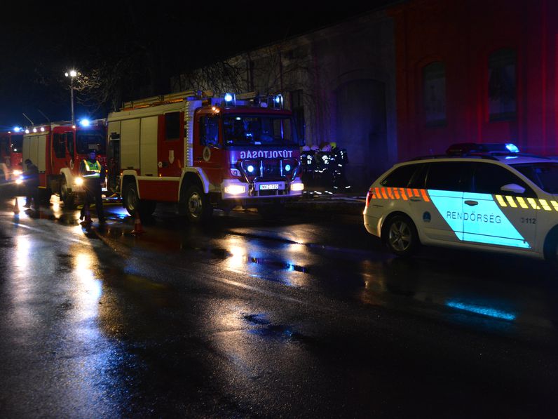 Két ember meghalt egy soproni tűzben
