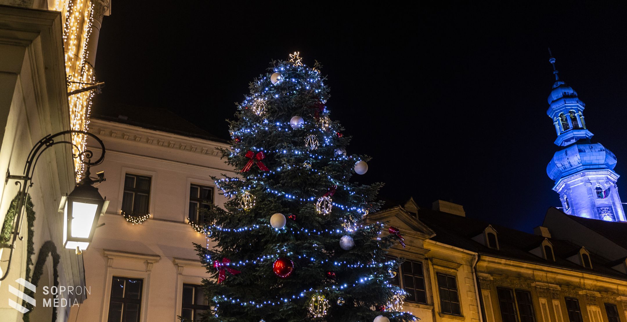 Megnyílt az Adventi vásár Sopronban
