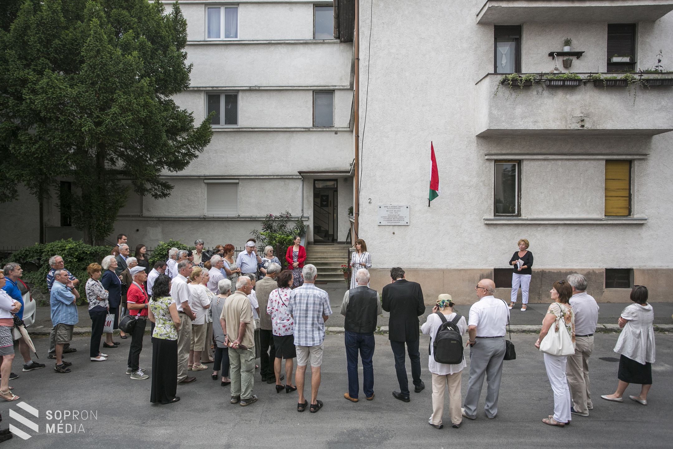 125 éve született Becht Rezső szépíró, helytörténész.