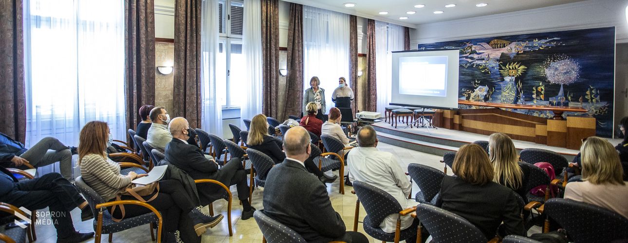 A kábítószerek veszélyeire hívták fel a figyelmet Sopronban