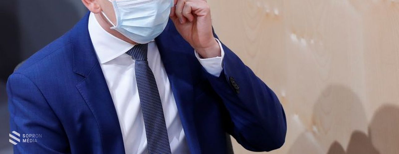 Komoly enyhítések lépnek életbe Ausztriában