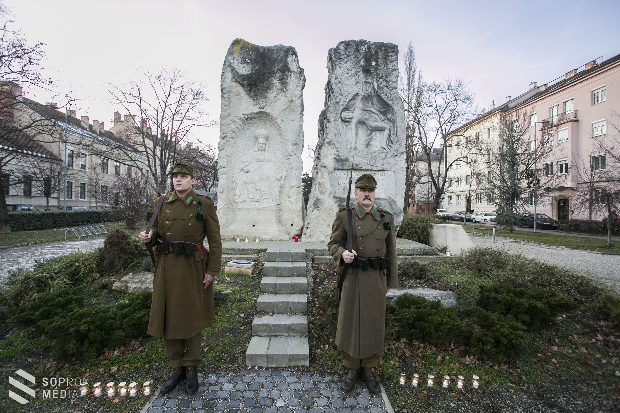 A soproni bombatámadások áldozataira emlékeztek