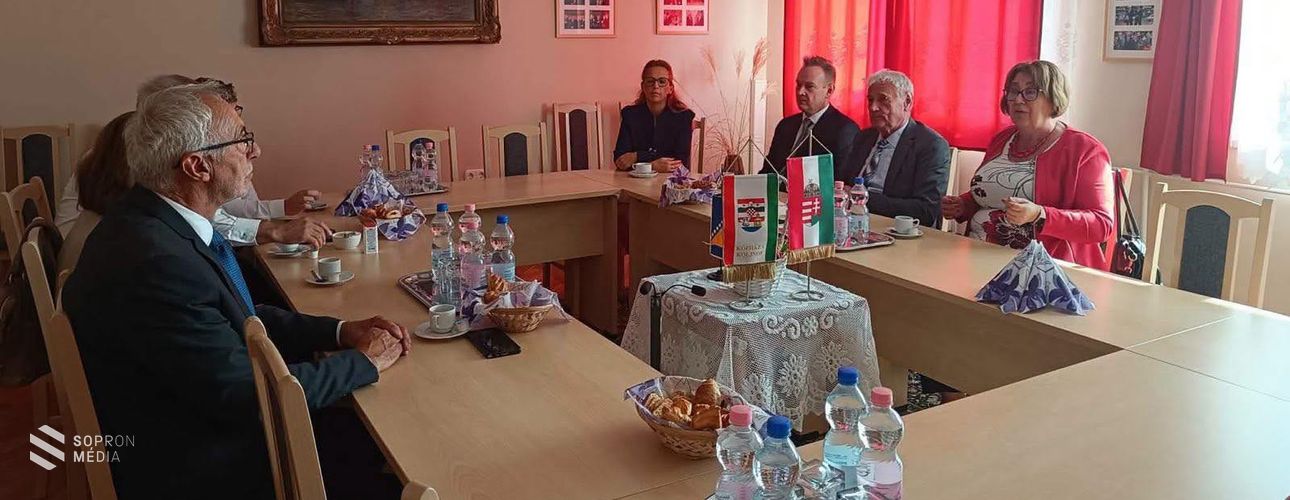 A bosznia-hercegovinai Kiseljak küldöttsége Kópházán