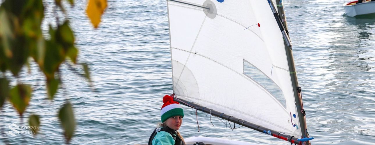 Országos bajnokságot nyert a vitorlázó licista, Andrik Adél