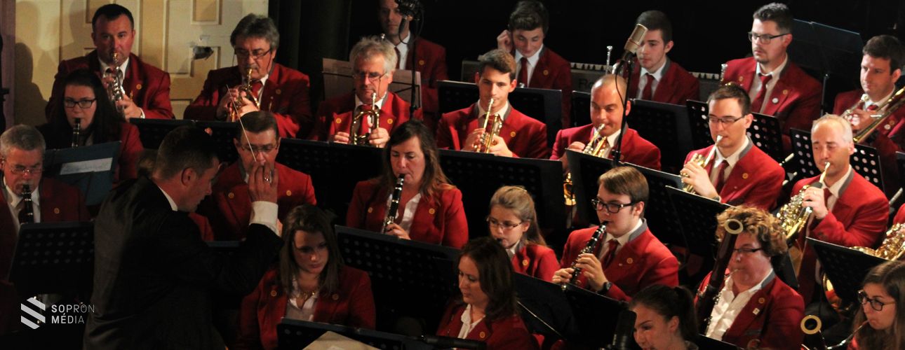 60 éves Sopron Város Fúvószenekara