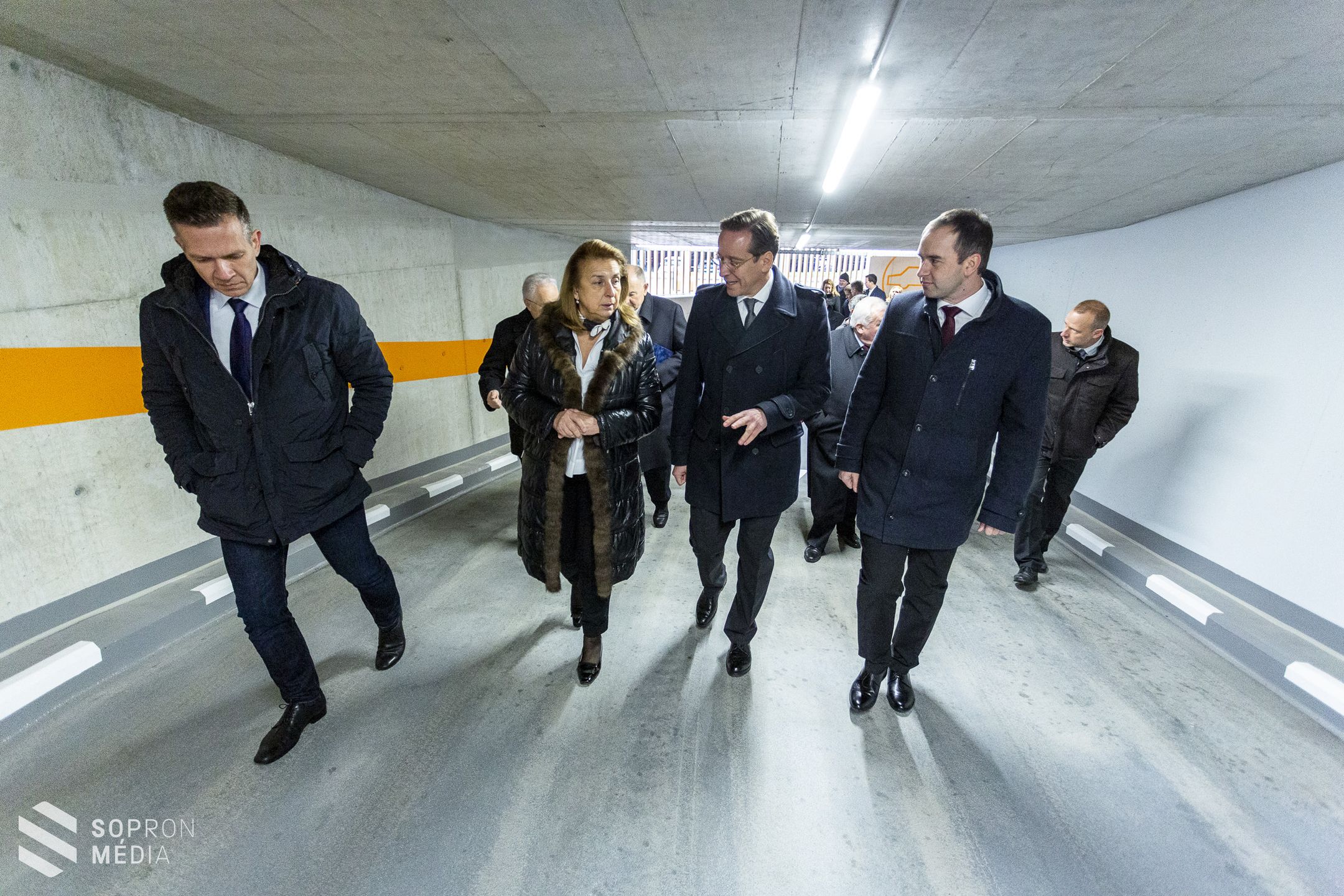 Átadták az Árpád utcai parkolóházat