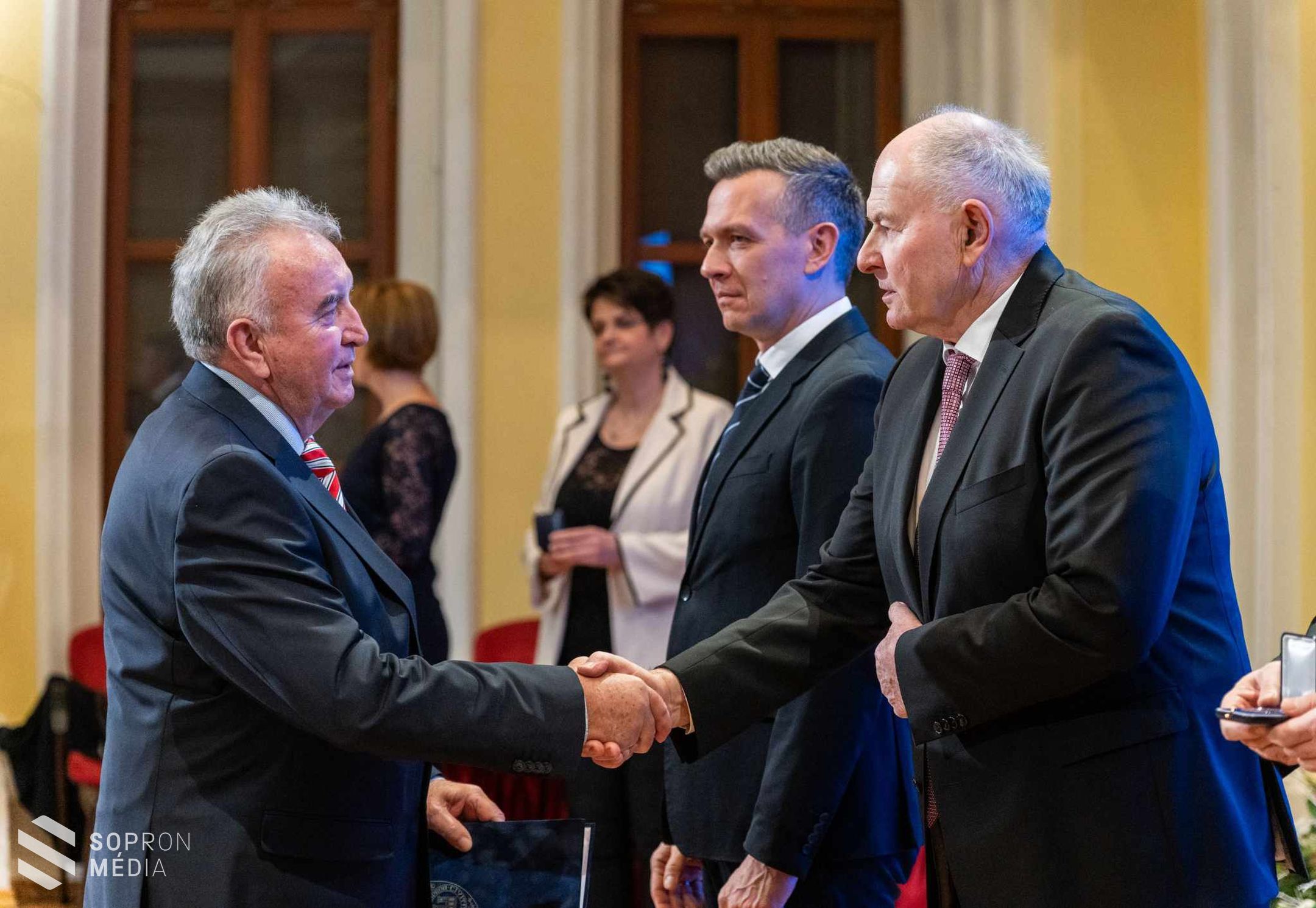 Hűség napja: átadták a városi kitüntetéseket