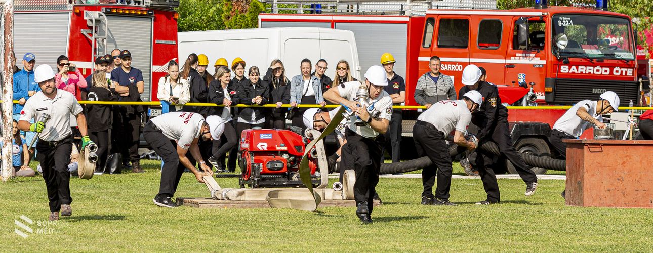 Önkéntes tűzoltók versengtek Sarródon