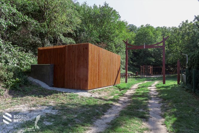 Fertőboz - Julian-völgy