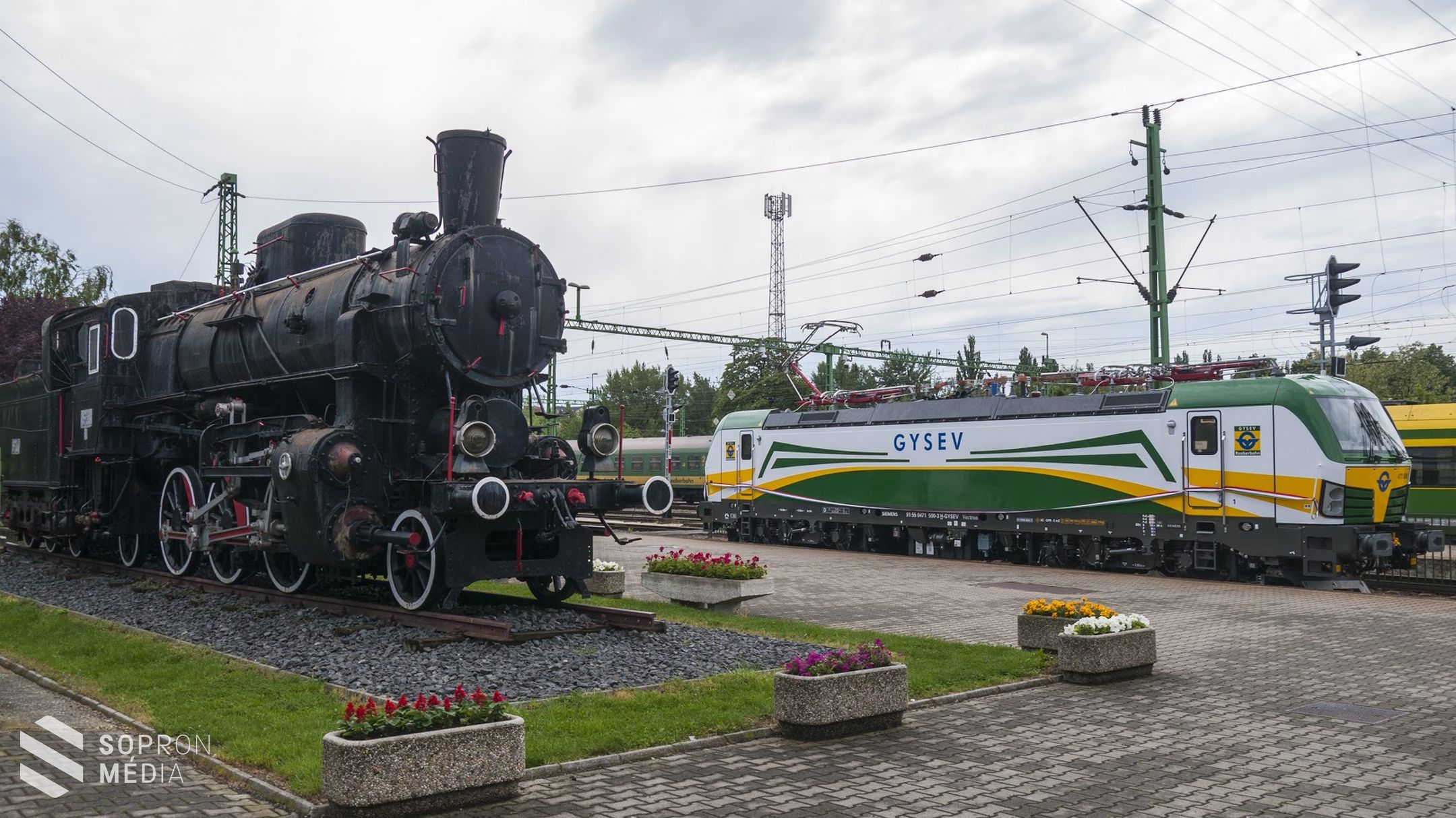 Megérkezett az első két Siemens Vectron a GYSEV flottájába