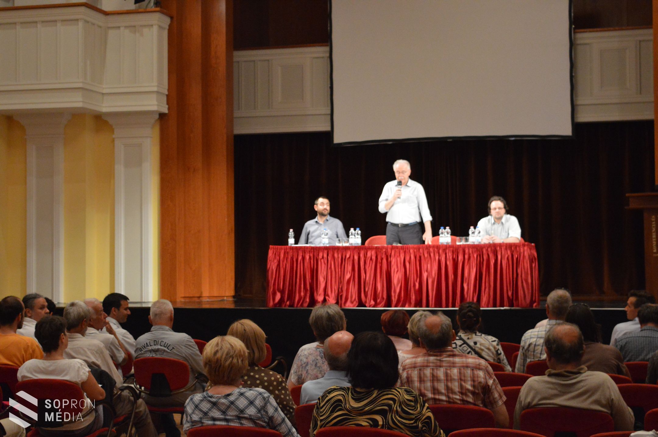 Megújulhat a Széchenyi tér is