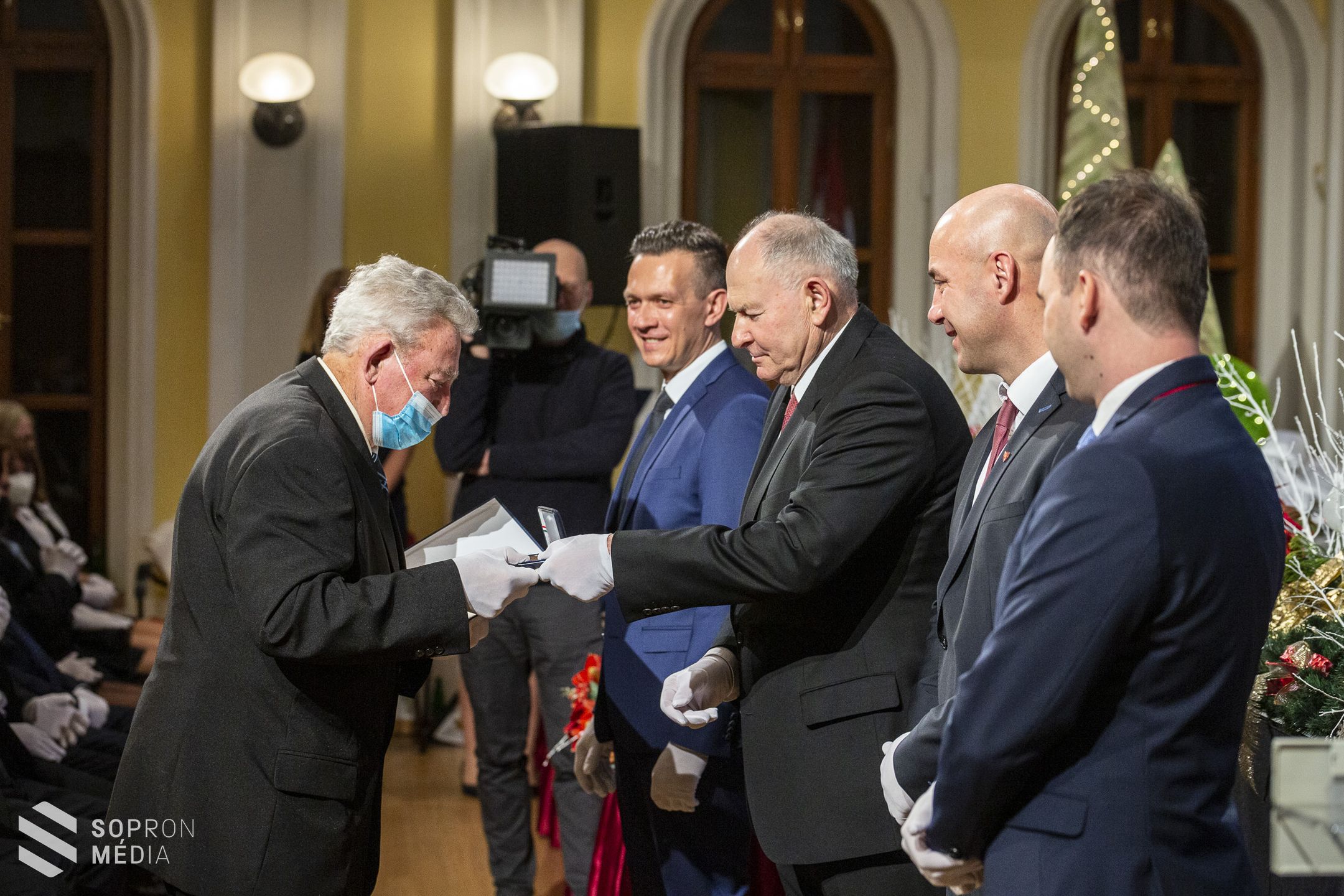 Kitüntetettjeit ünnepelte Sopron