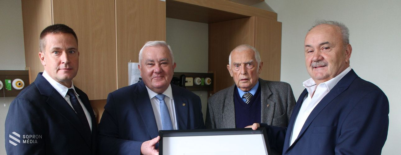 Autizmusdiagnosztikai eszközökkel gazdagodott az ifjúságpszichiátriai részleg