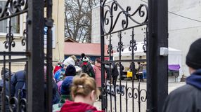 Hétszáz adag ételcsomaggal teszi szebbé a rászorulók ünnepét a Soproni Szociális Intézmény