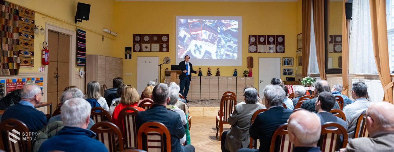 A soproni Anjou-kori királyi lakosztály
