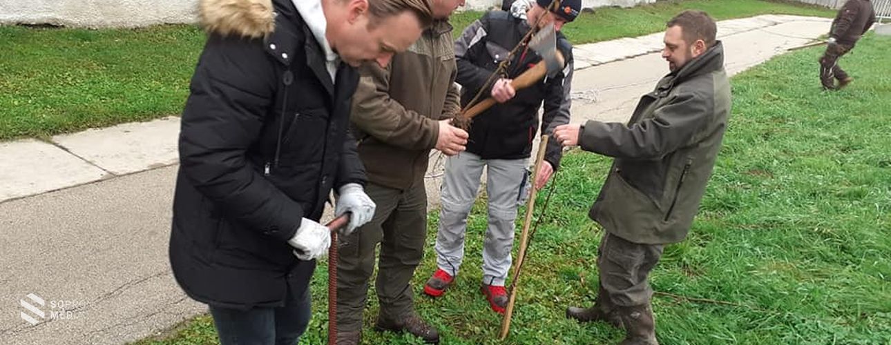 Kópházáért tettekkel – példamutató fiatalok 