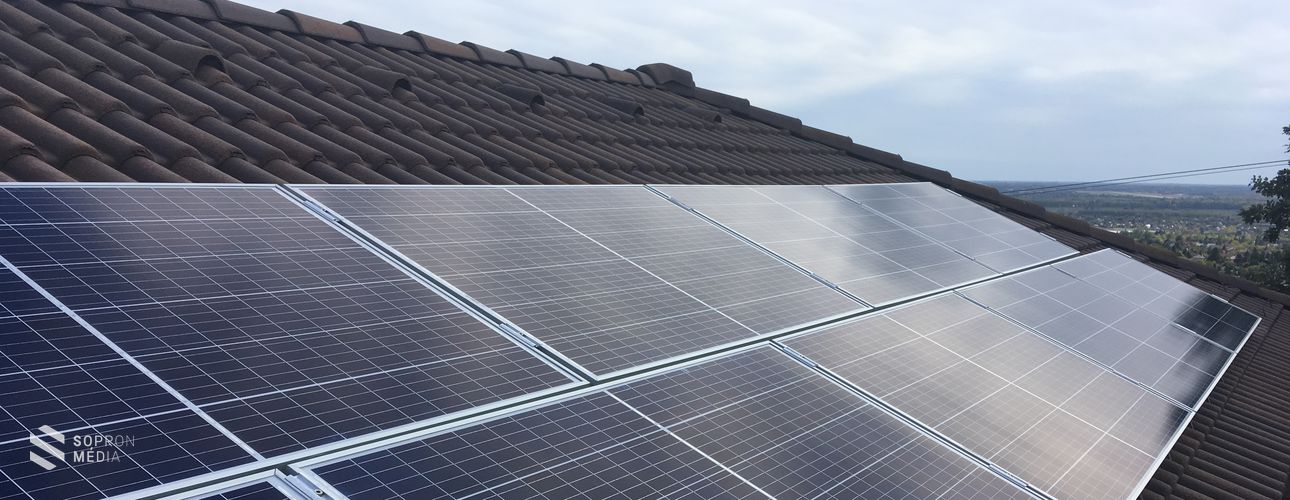 Már jelentkezhetnek a kivitelezők a háztartások napelemes és fűtési rendszereit támogató pályázatra