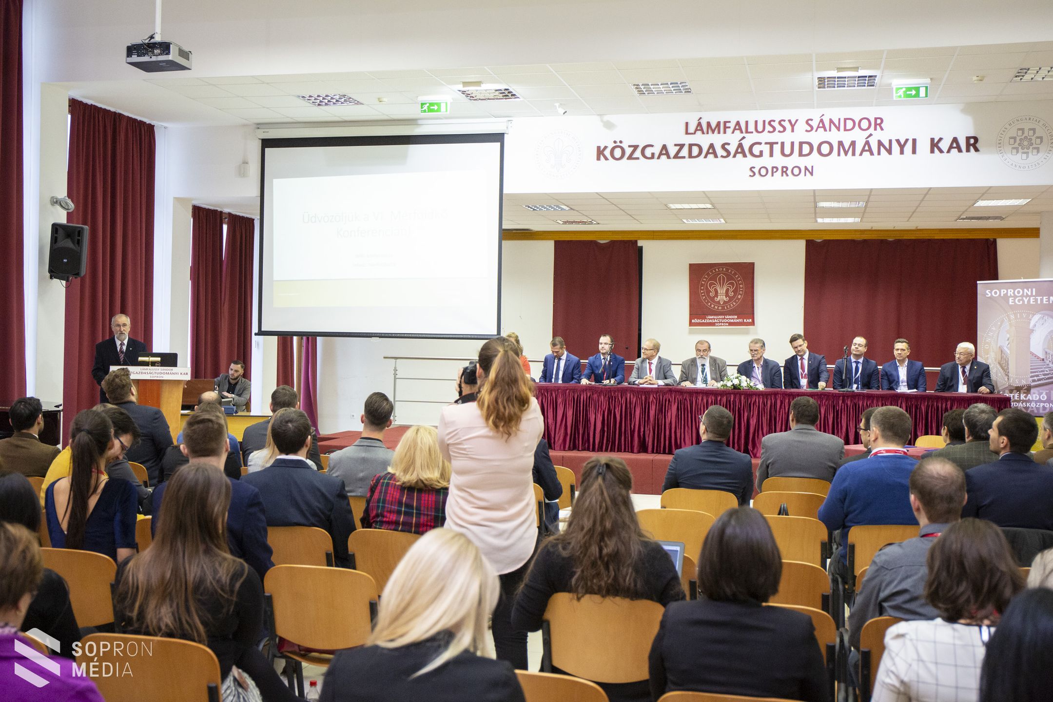VI. Mérföldkő Konferencia