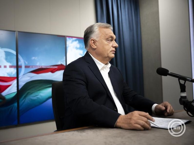Orbán Viktor: az Európai Bizottság és az Európai Néppárt vezetője meg akarja buktatni a magyar kormányt