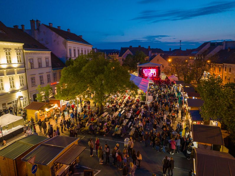 Bejelentették a Soproni Borünnep fellépőit