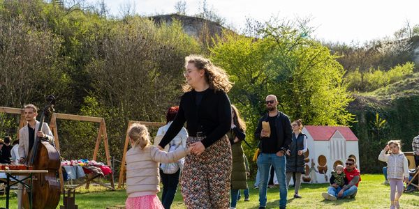 Itt szalad a nyulacska!