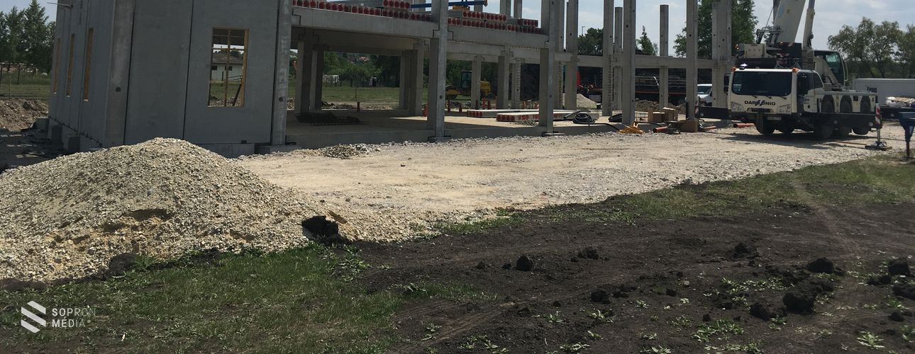 Gőzerővel készül az új sixay-bázis Kópházán!