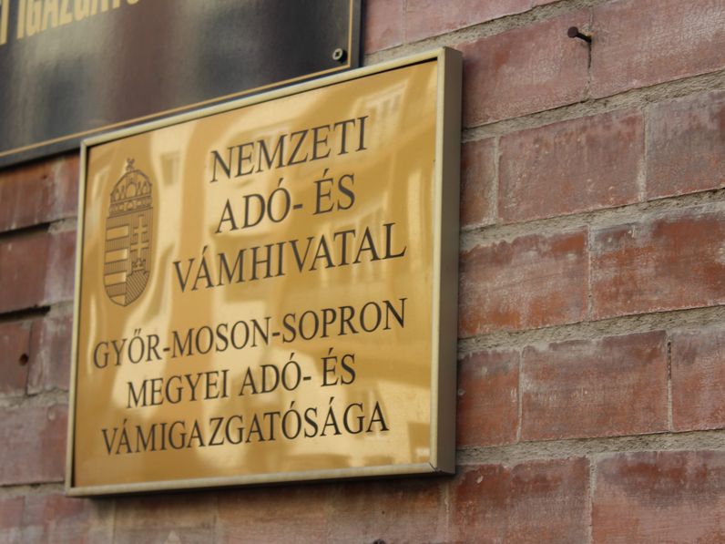 e-Szja: idén már a munkáltatók helyett is a NAV számol

