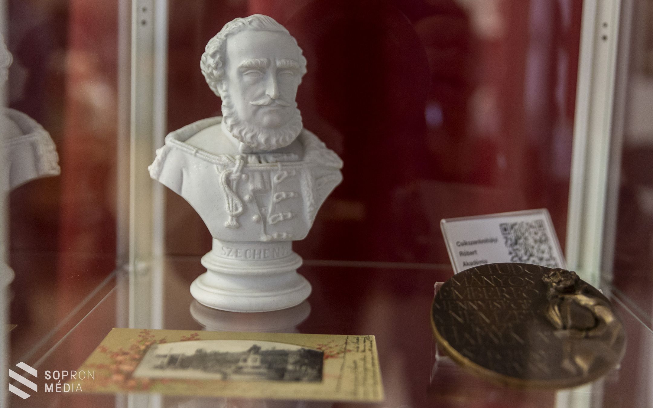 Széchenyi-relikviák először Sopronban