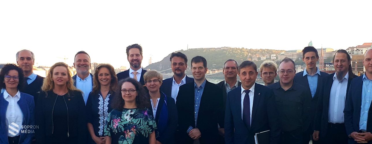 A Soproni Egyetem is részt vesz a hazai űrképzésben