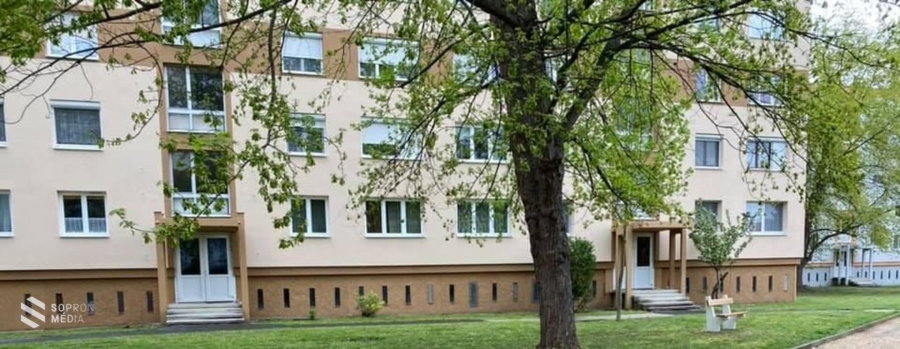 Kilőttek az árak a megyei jogú városokban is